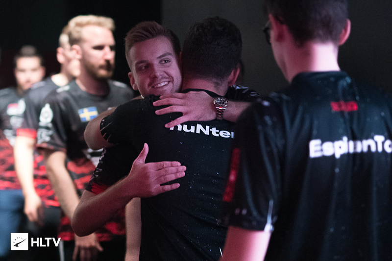 Royal Never Give Up 发布人员变动公告：TES.C 支持 Niket ; 正式加入团队