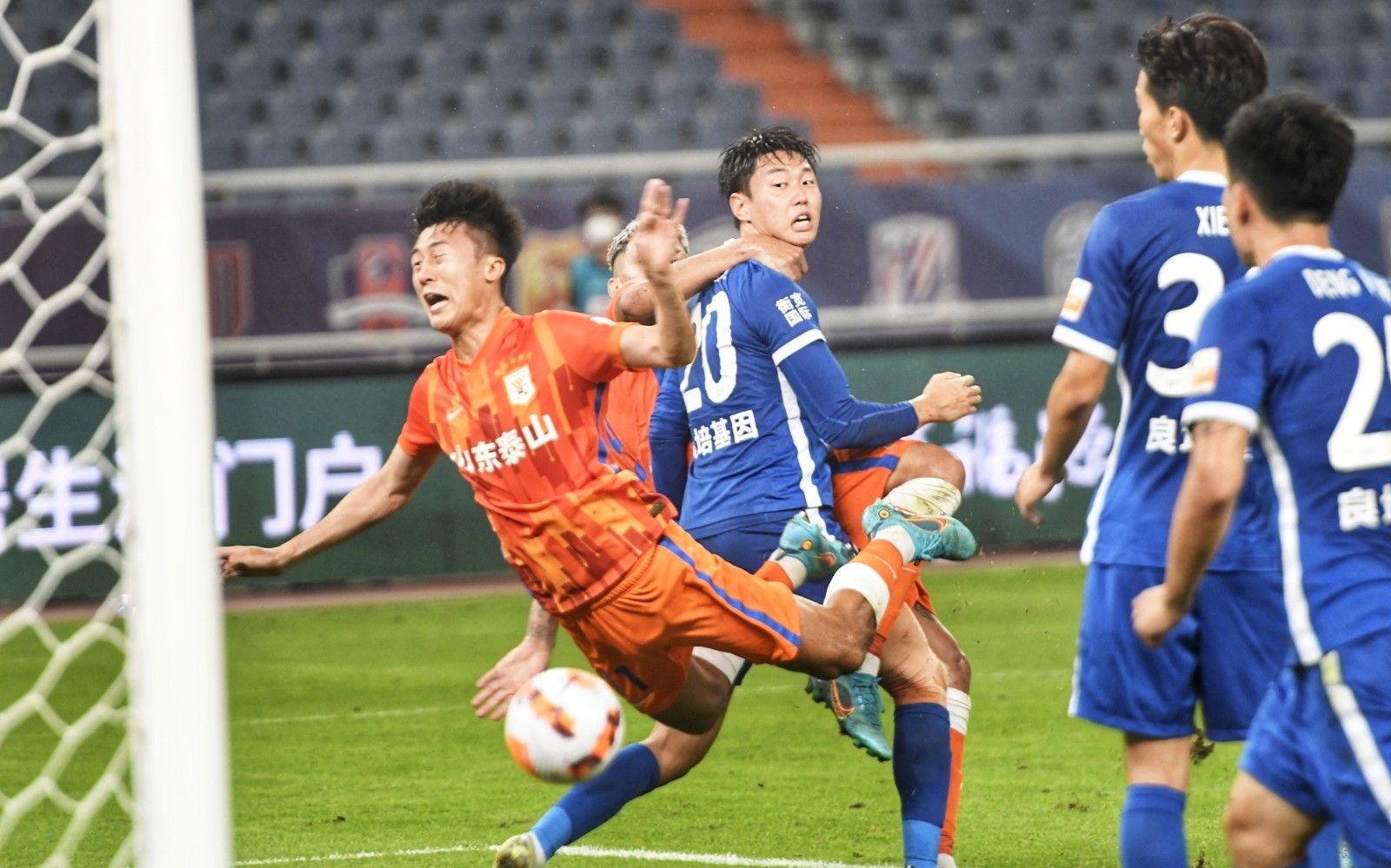 LPL春季赛第五周最数据：Qingtian成为单杀王！GALA KDA高达17